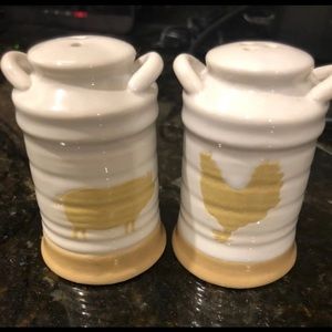 Salt & Pepper Shaker